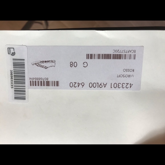 Authentic Gucci sneaker - Picture 7 of 8